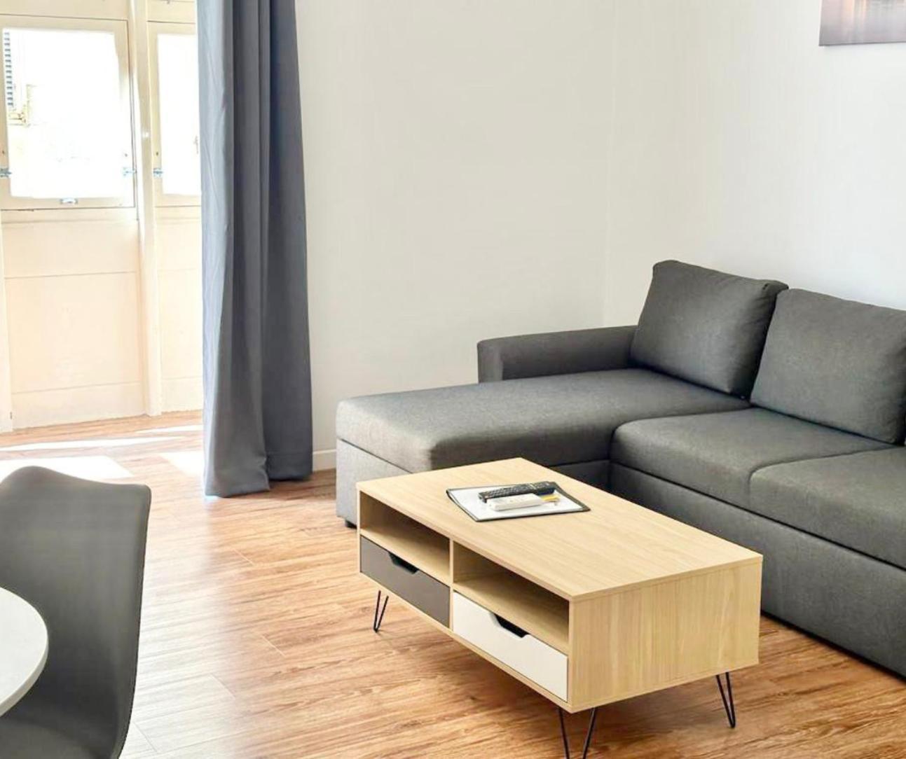 Central And Modern Valletta Flat Exterior photo